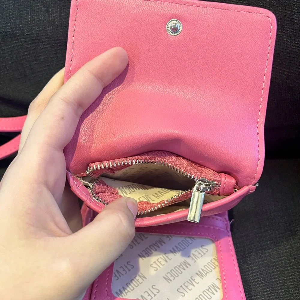 Steve Madden Embossed Pink Wristlet
